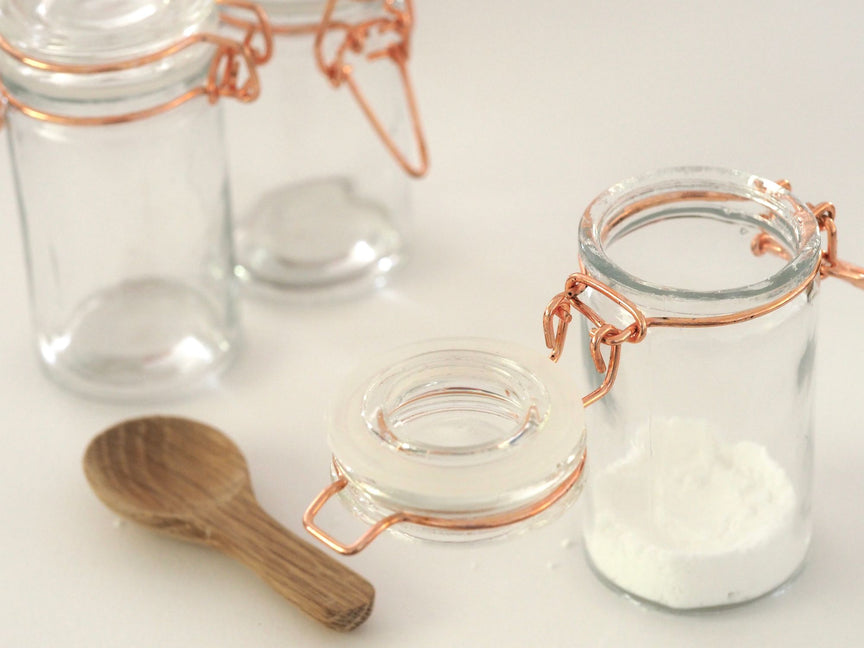 Soda crystals, bicarbonate of soda and baking soda: what is the difference